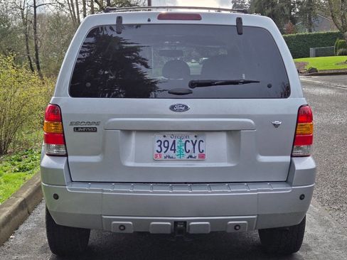 Used 2007 Ford Escape Limited image 24