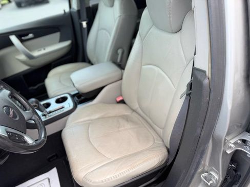 Used 2007 GMC Acadia SLT w/ Convenience Package AWD/4WD image 15