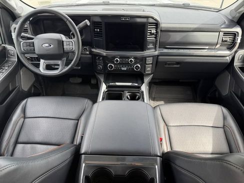 Certified 2025 Ford F450 Lariat w/ FX4 Off-Road Package AWD/4WD image 21