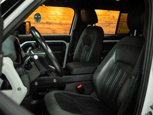 Used 2021 Land Rover Defender 110 S image 9