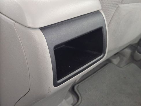 Used 2015 Toyota Camry LE FWD image 32