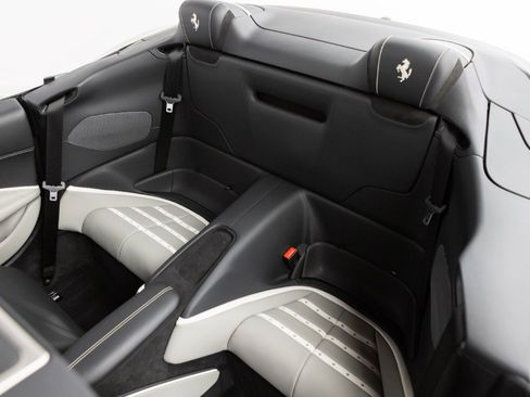 Certified 2024 Ferrari Roma Spider image 59