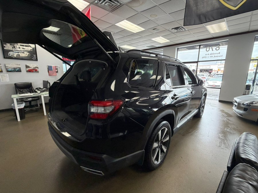 Used 2023 Honda Pilot Elite image 21