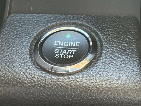 Used 2021 Ford Expedition Platinum image 28