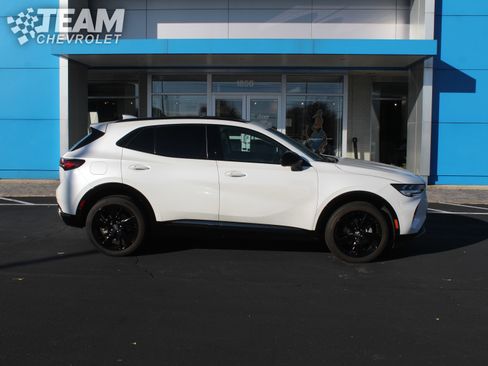 Used 2023 Buick Envision Essence w/ Sport Touring Package image 3