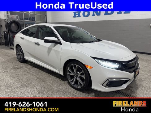 Used 2019 Honda Civic Touring image 2