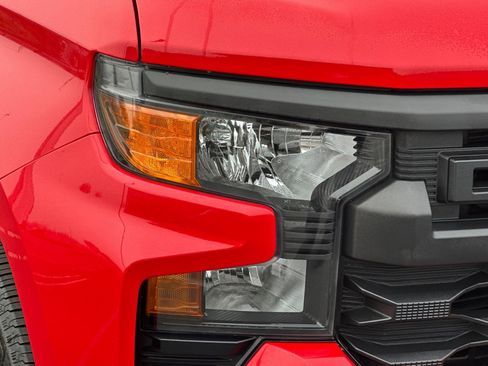 Used 2025 Chevrolet Silverado 1500 Custom image 44