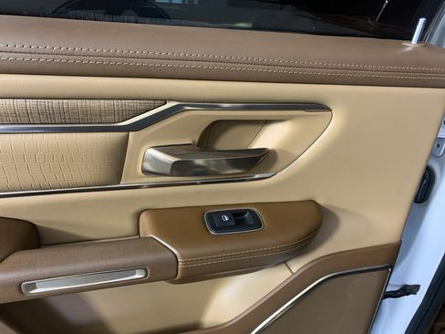 Used 2019 RAM 1500 Limited AWD/4WD image 31