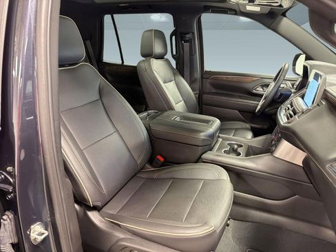 Used 2023 Chevrolet Tahoe Premier AWD/4WD image 31