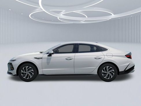 New 2026 Hyundai Sonata Blue FWD image 3
