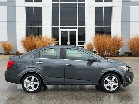 Used 2013 Chevrolet Sonic LTZ image 4