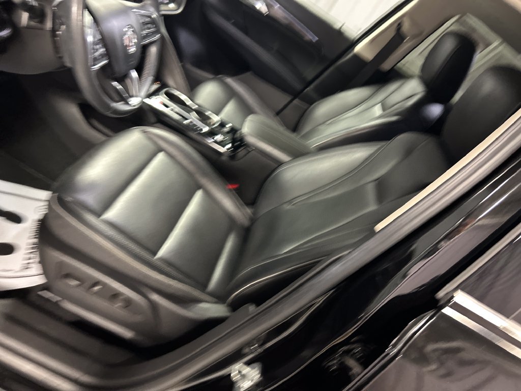 Used 2021 Buick Envision Essence w/ Technology Package I FWD image 10