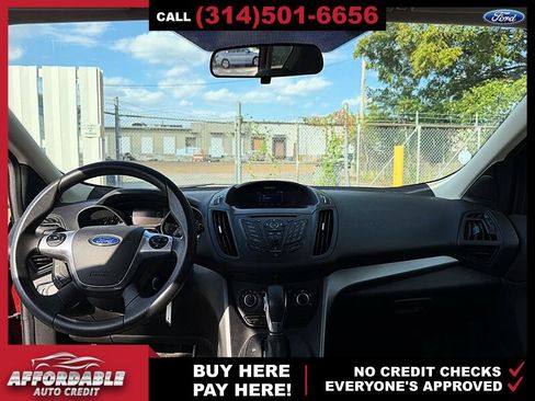 Used 2015 Ford Escape SE FWD image 12
