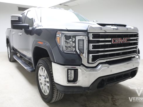 Used 2020 GMC Sierra 2500 SLT w/ SLT Premium Plus Package AWD/4WD image 8