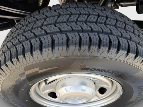 Used 2019 Ford F250 XL w/ Power Equipment Group AWD/4WD image 17