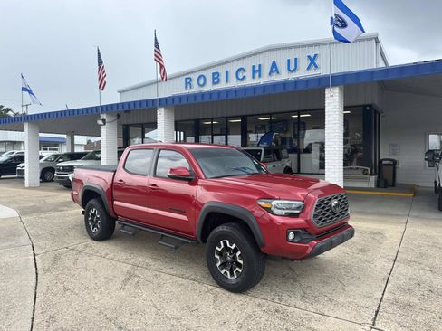 Used 2021 Toyota Tacoma TRD Off-Road w/ Technology Package AWD/4WD image 1