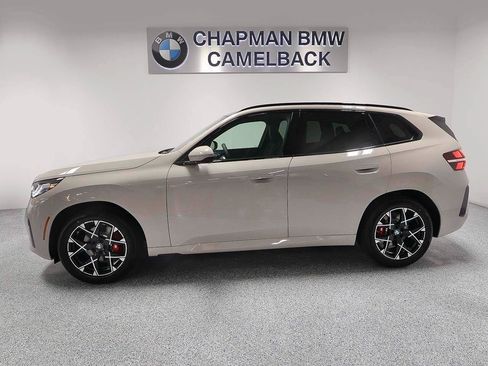 Certified 2025 BMW X3 xDrive30i w/ Premium Package AWD/4WD image 3