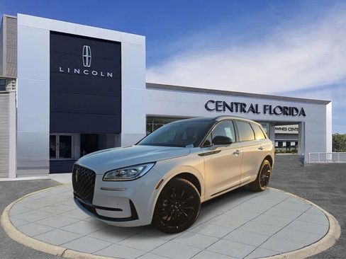 New 2026 Lincoln Corsair Reserve FWD image 26