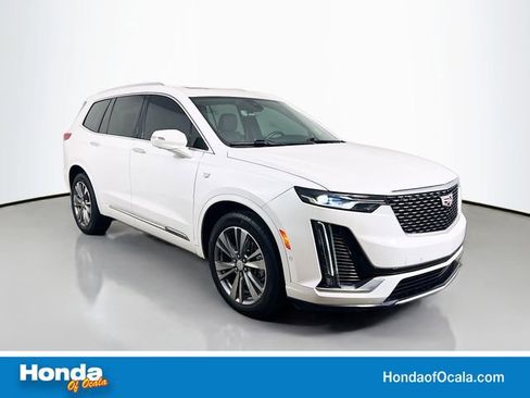 Used 2022 Cadillac XT6 Premium Luxury w/ Technology Package FWD image 1