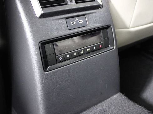 Used 2024 MAZDA CX-90 3.3 Turbo w/ Preferred Plus AWD/4WD image 35