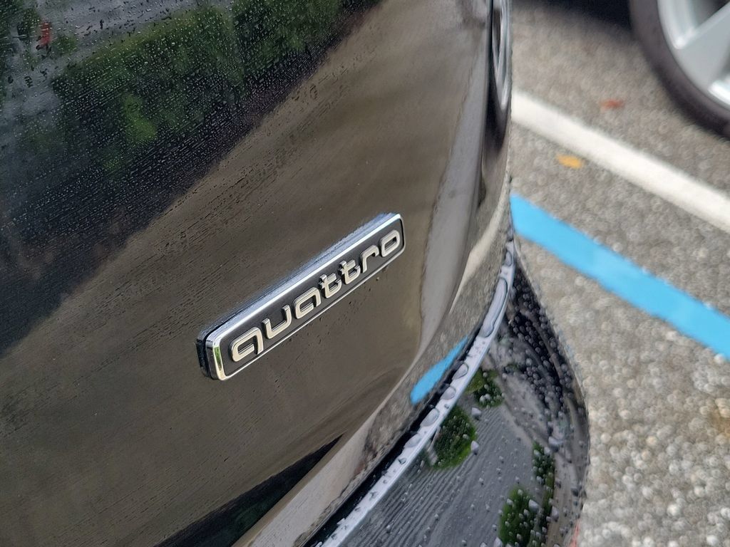 Certified 2024 Audi Q5 2.0T Prestige AWD/4WD image 6