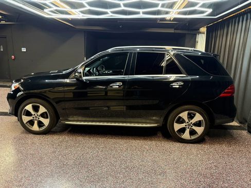 Used 2017 Mercedes-Benz GLE 350 4MATIC image 4