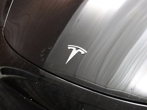 Used 2023 Tesla Model 3 Performance image 14