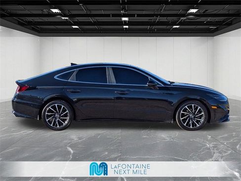 Used 2021 Hyundai Sonata Limited w/ Winter Weather Package image 6