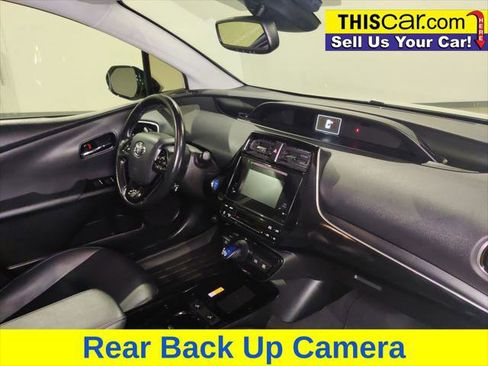 Used 2019 Toyota Prius XLE FWD image 12