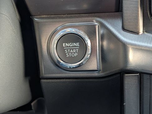 Certified 2024 Ford F150 Platinum w/ FX4 Off-Road Package AWD/4WD image 34