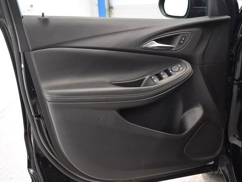 Used 2025 Buick Encore GX Preferred AWD/4WD image 20