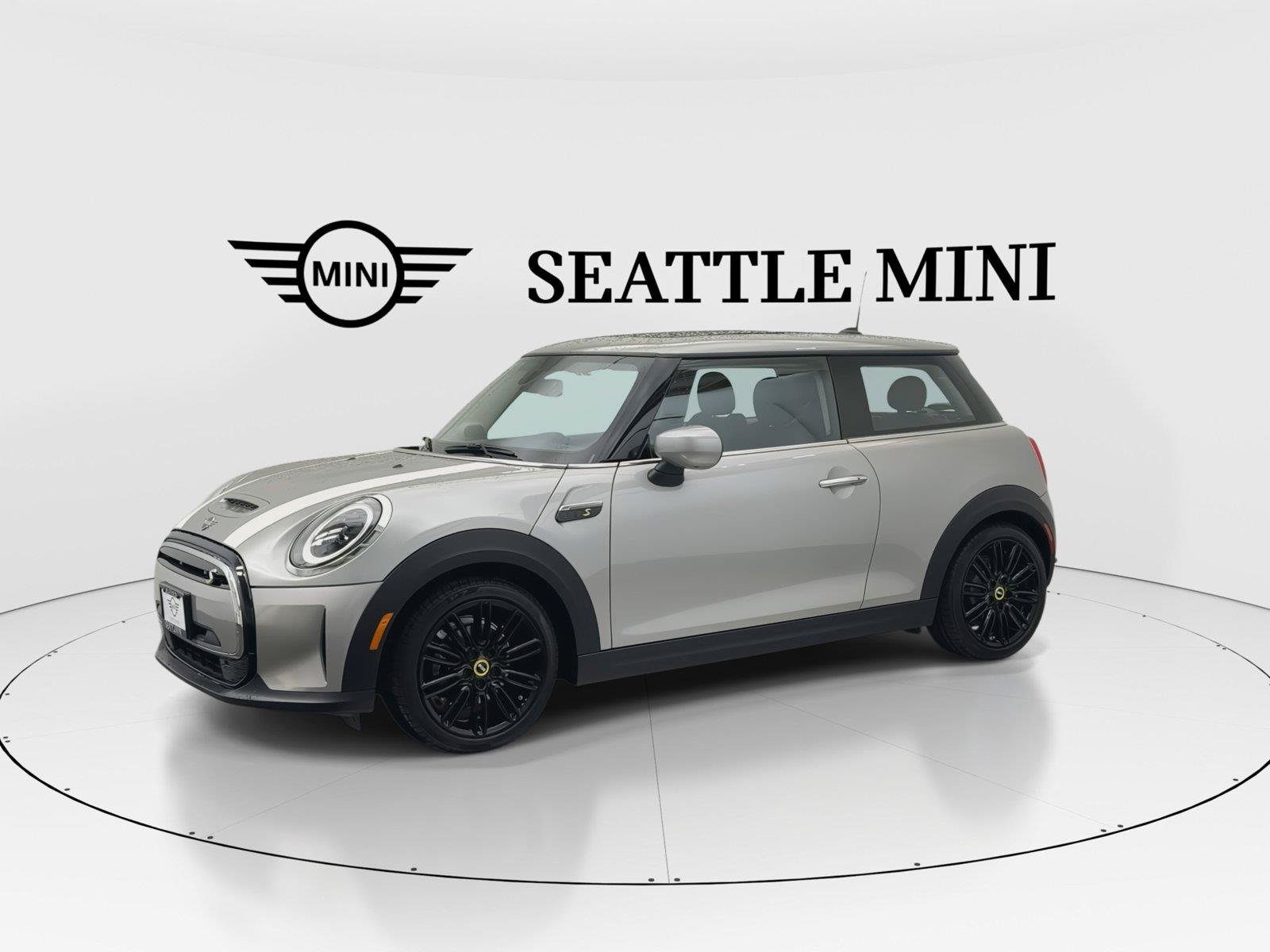 Used 2024 MINI Cooper SE FWD image 5