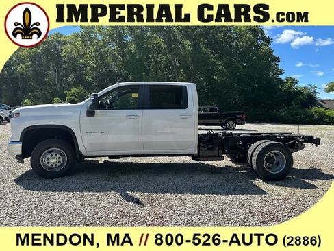 New 2026 Chevrolet Silverado 3500 LT w/ Snow Plow Prep Package AWD/4WD image 6