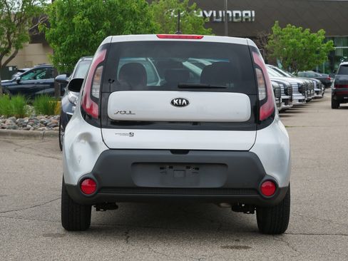 Used 2014 Kia Soul FWD image 7