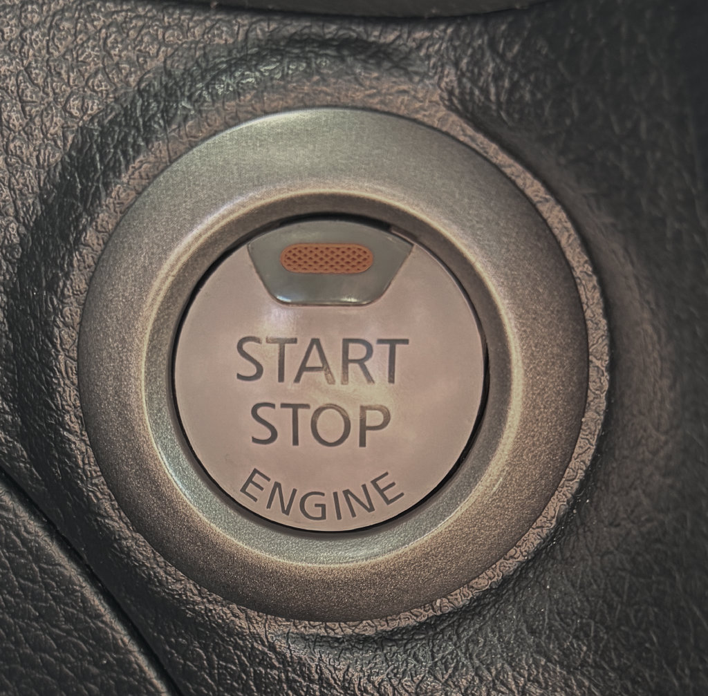 Used 2017 Nissan Sentra SR FWD image 5