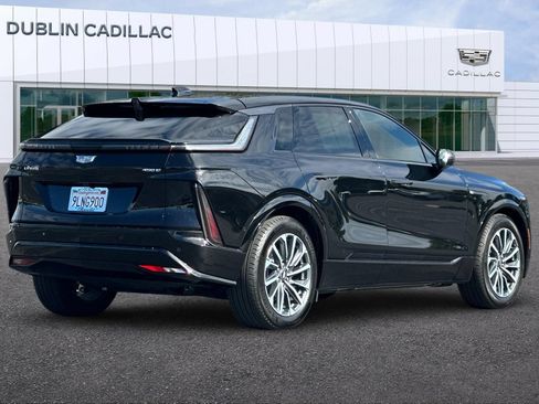 Certified 2024 Cadillac Lyriq Sport RWD image 4