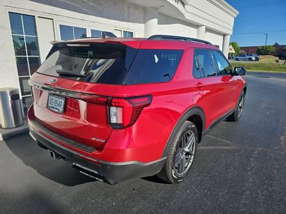 Used 2025 Ford Explorer ST-Line w/ ST-Line Street Pack
