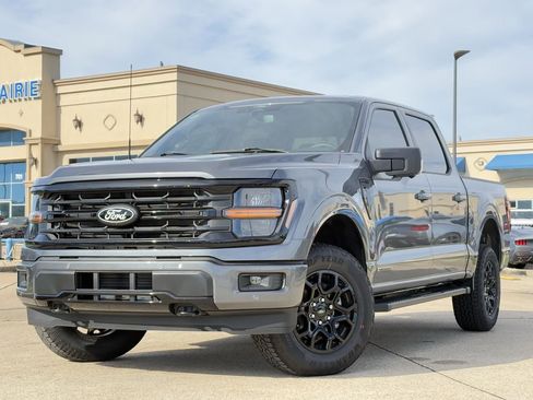 New 2025 Ford F150 XLT w/ Equipment Group 302A MID image 38