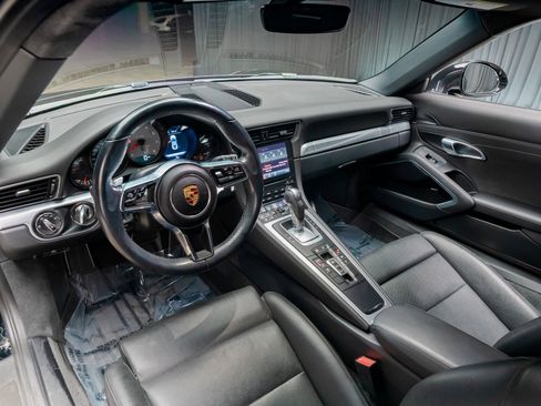 Used 2018 Porsche 911 Carrera 4S image 36