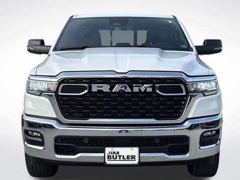 Used 2025 RAM 1500 Big Horn AWD/4WD image 11
