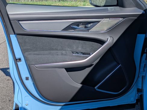 New 2026 Jaguar F-PACE SVR 575 Edition image 20