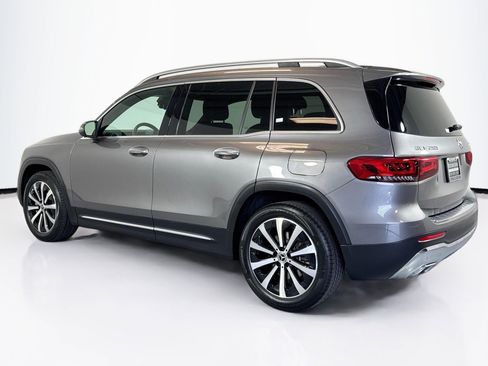 Used 2022 Mercedes-Benz GLB 250 4MATIC image 7