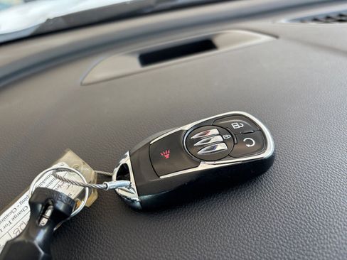 Used 2025 Buick Encore GX Preferred FWD image 27