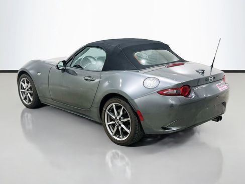 Used 2021 MAZDA MX-5 Miata Grand Touring RWD image 4