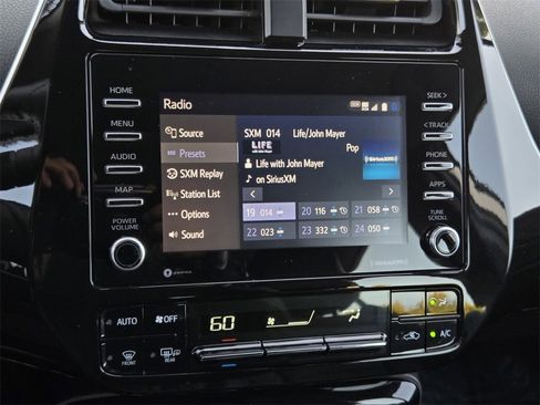 Used 2021 Toyota Prius XLE w/ Premium Convenience Package image 16