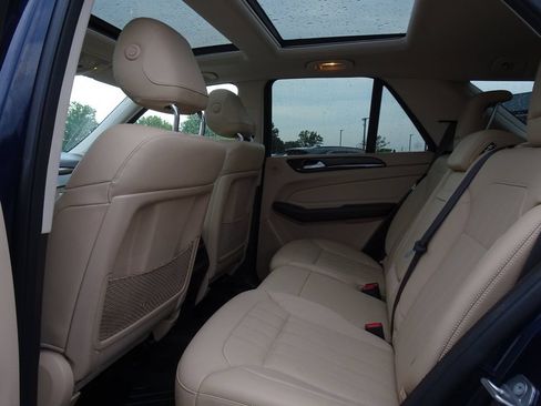 Used 2018 Mercedes-Benz GLE 350 4MATIC image 16
