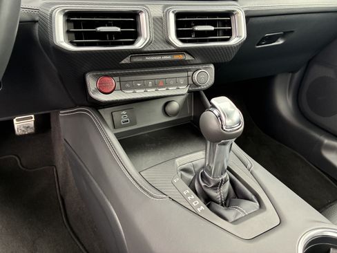 Used 2025 Ford Mustang GT Premium RWD image 30