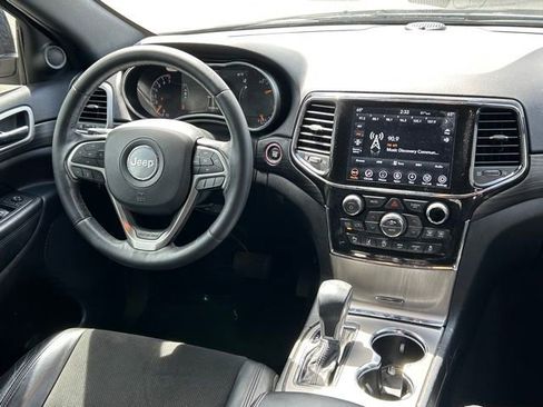 Used 2022 Jeep Grand Cherokee Laredo X AWD/4WD image 17