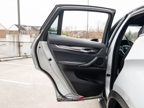 Used 2019 BMW X6 xDrive35i w/ Premium Package image 44