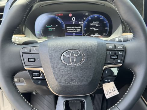New 2026 Toyota Crown AWD/4WD image 21